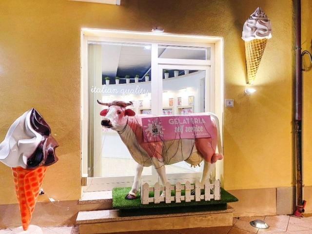 Esercizio commerciale in vendita a Palau