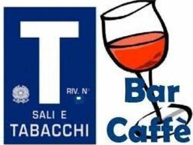 Esercizio commerciale in vendita a Perugia