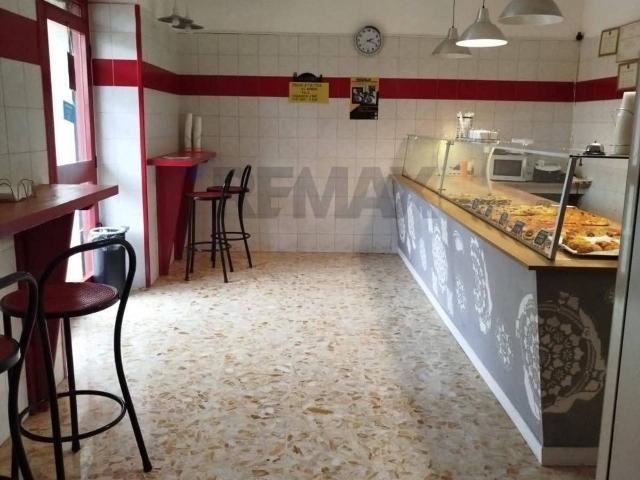Esercizio commerciale in vendita a Piedimonte San Germano