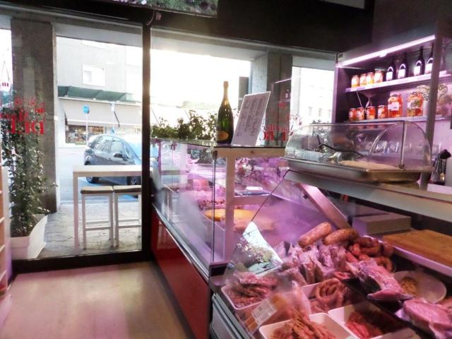 Esercizio commerciale in vendita a Pordenone