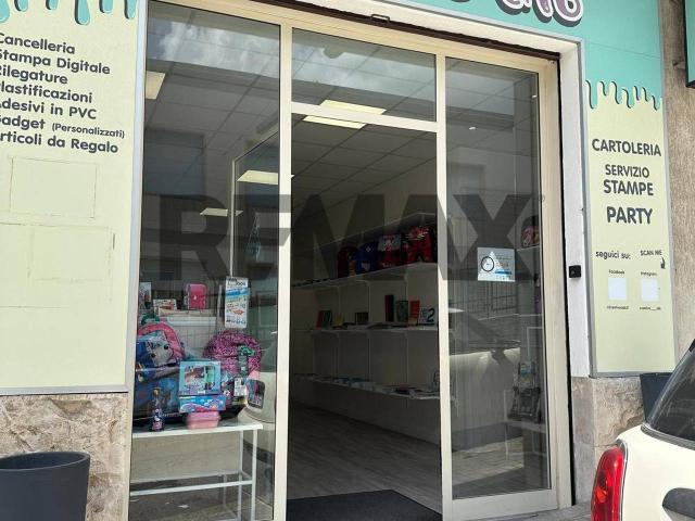 Esercizio commerciale in vendita a Ragusa