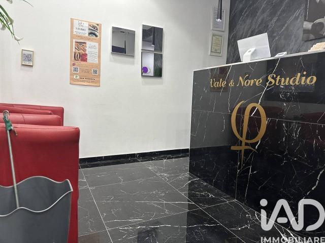 Esercizio commerciale in vendita a Roma