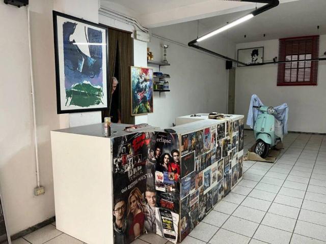 Esercizio commerciale in vendita a Sansepolcro