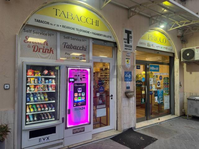 Esercizio commerciale in vendita a Termini Imerese