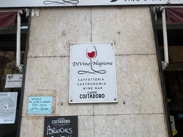 Esercizio commerciale in vendita a Torino