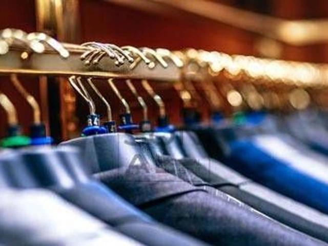 Esercizio commerciale in vendita a Trento