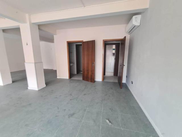Esercizio commerciale in vendita a Vigonza