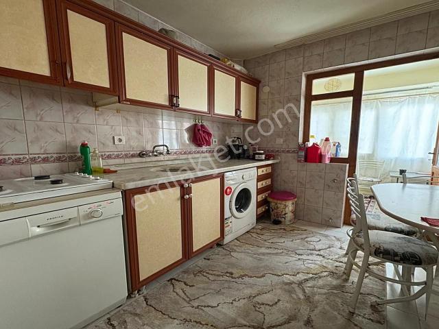 Esertepe De 3+1 Yüksekgiriş 120m2 Kök Tapu Satılık Daire
