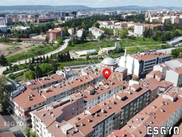 Esgyo'dan Anadolu Ünv. İçem Kapısı Yakını 2+0 Kiralık Daire
