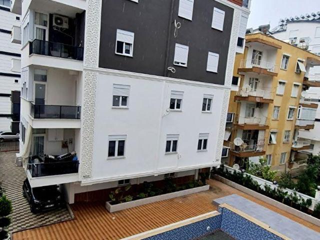 ESİN ÇINAR'DAN HAVUZLU SIFIR SİTEDE ARAKAT GENİŞ FERAH 2+1