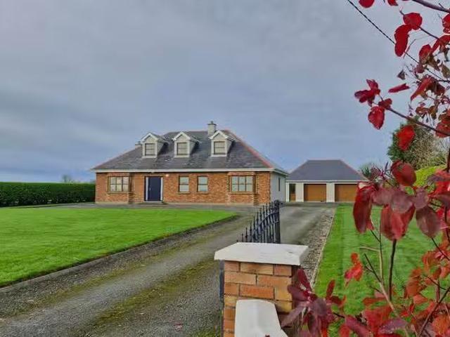 Eskermore, Ballinamore Bridge, Ballinasloe, Co. Galway, H53XK6.