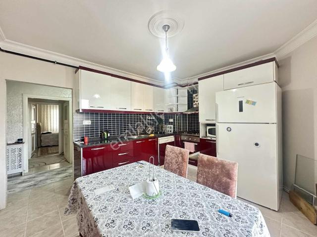 Eski Mezitli Site İçi Havuzlu 3+1 Doğalgazlı Cepheleri Full Açık