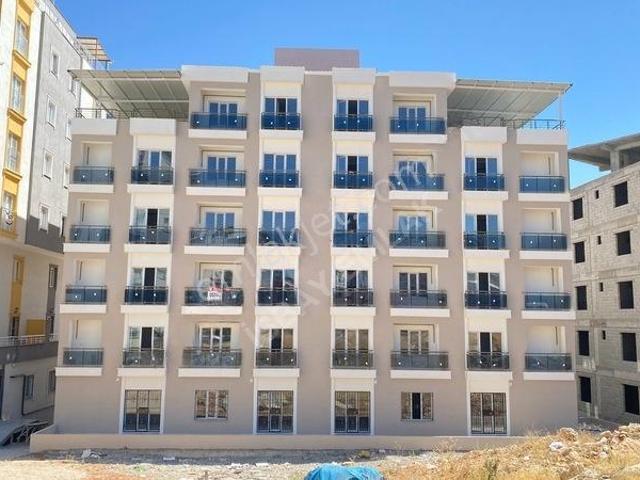 Eski Avm Arkası Kiralık 1+1 Lüks Daire İsbay Emlak'ta