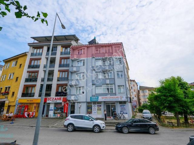 Eski Devlet Hastanesi Altında 2+1 Sıfır Tadilatlı Kiralık Daire
