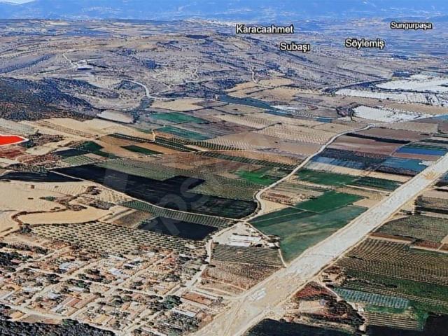 ESKİDJİde BURSA YENİŞEHİR AKDERE DE İYİ KONUMDA TARLA