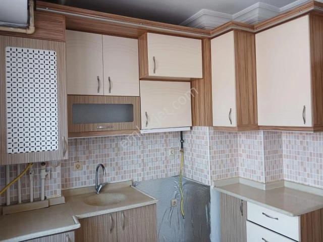 Eskişehir Hacı Seyit Mah. Çarşıya Yakın Kiralık 2+1 Daire