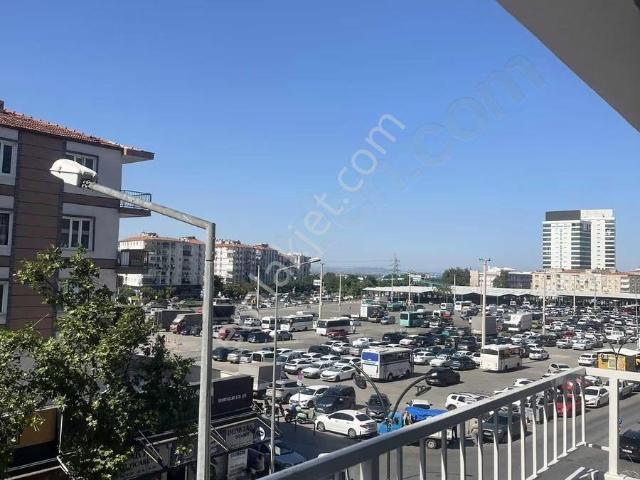 Eski Garaj Civarı Doğalgazlı Ara Kat Kiralık Daire