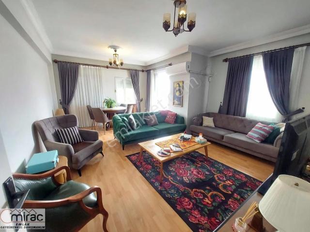 Eski Hisar Mahallesinde 3+1 Geniş Önü Açık Daire