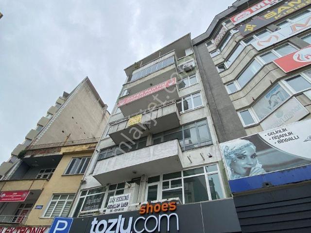 Eski Yimpaş Karşısında Cadde Cepheli Asansörlü 3+1 Daire