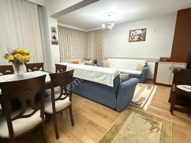 Eskidjiden Kuşpınarda Ara Kat Asansörlü 3+1 Daire Fırsatı !
