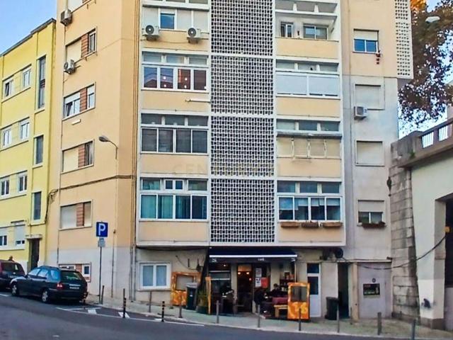 Espaço Comercial na Penha de França Excelente Potencial de Conversão