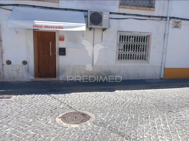 Espaço comercial na Praça da República