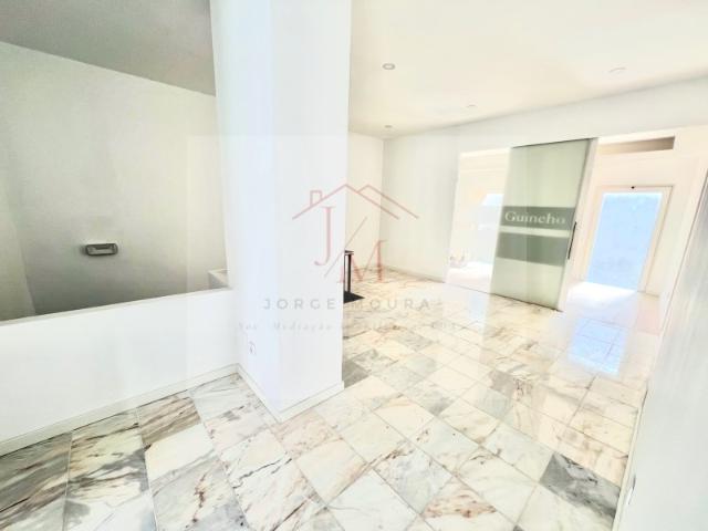 Espaço comercial no Monte Estoril