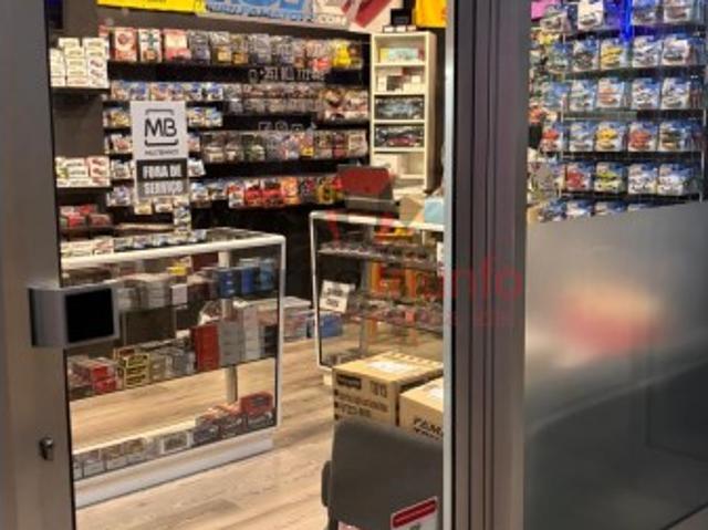 Espaço comercial no Centro Comercial Shopping Town Famalicão