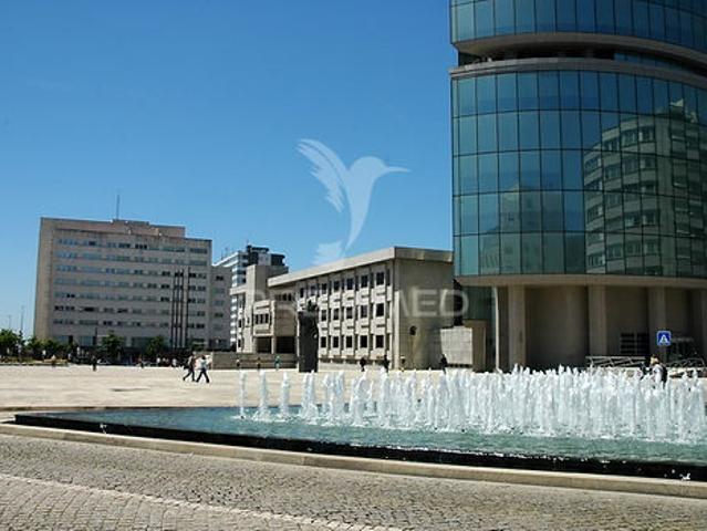 Espaço Comercial no centro da Maia