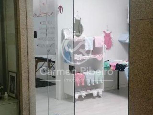 Espaço comercial no centro de Fafe | 26084058146