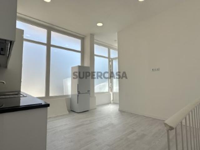 Espaço comercial no Centro do Laranjeiro