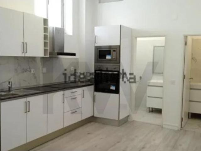 Espaço comercial à venda no Barreiro