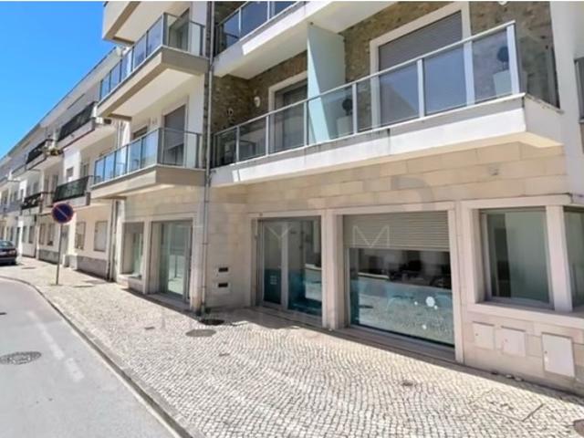 Espaço comercial arrendado ideal para investidores