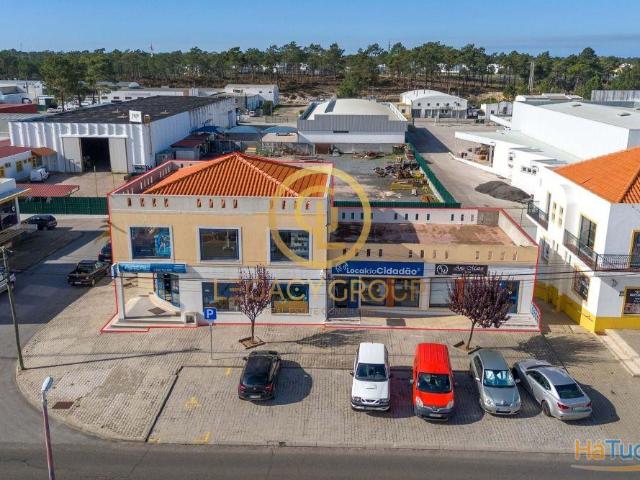Espaço Comercial C/3 Lojas Independentes Vila Nova de Santo André | 26084008277