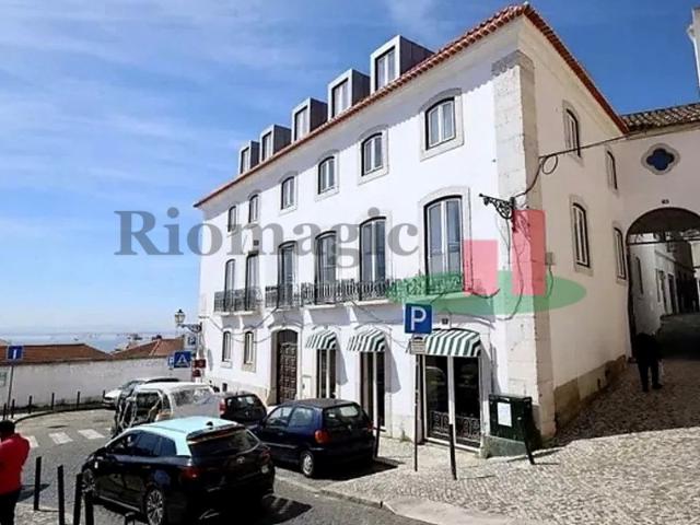 Espaço Comercial Campo Santa Clara Lisboa