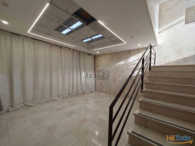 Espaço comercial com 451 m², localizado em Vilar de Andorinho, Vila Nova de Gaia, | 26064076961