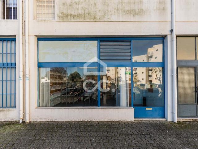 Espaço Comercial com 48 m² | Bairro da Cruz da Picada, Évora, Évora, Bairro Cruz da Picada