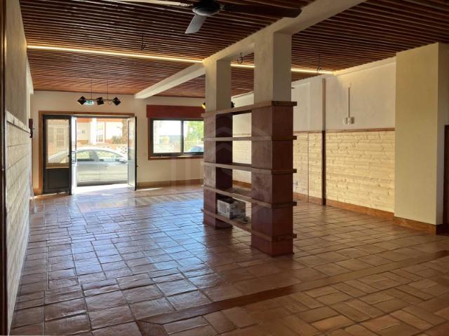 Espaço Comercial com 63 m² na Fuzeta, Olhão, Algarve