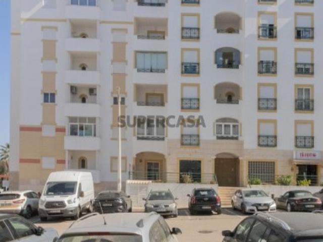 Espaço Comercial com Licença junto ao Hospital de Lagos