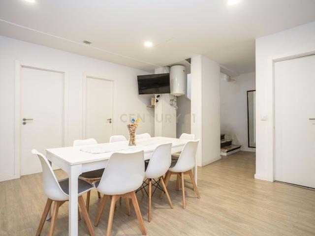 Espaço Comercial com Potencial para Habitação