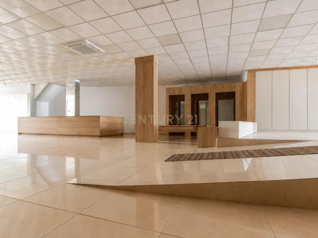 Espaço Comercial de Grande Dimensão no Centro Histórico de Beja