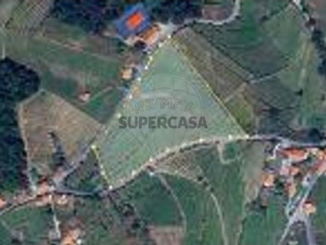 Espaço comercial em Moura Morta e Vinhós