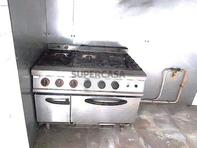 Espaço comercial em Aveiras de Cima