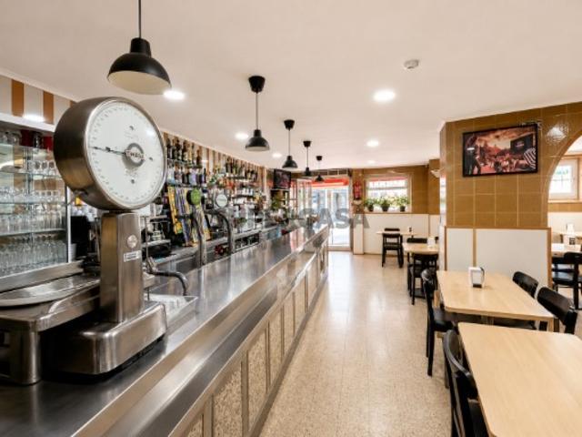 Espaço comercial em Águas Livres