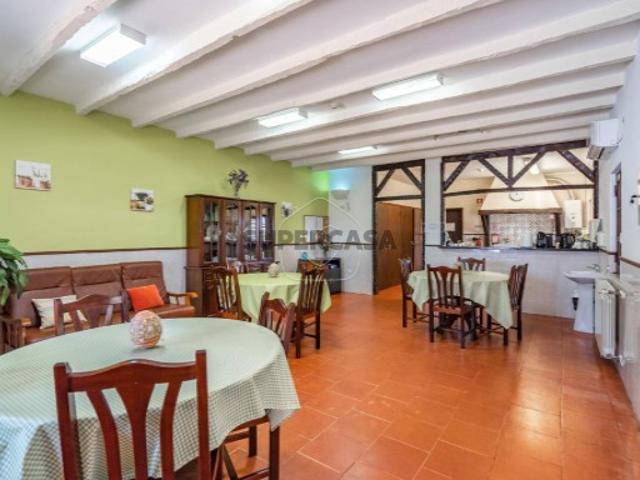 Espaço comercial em Alcobertas