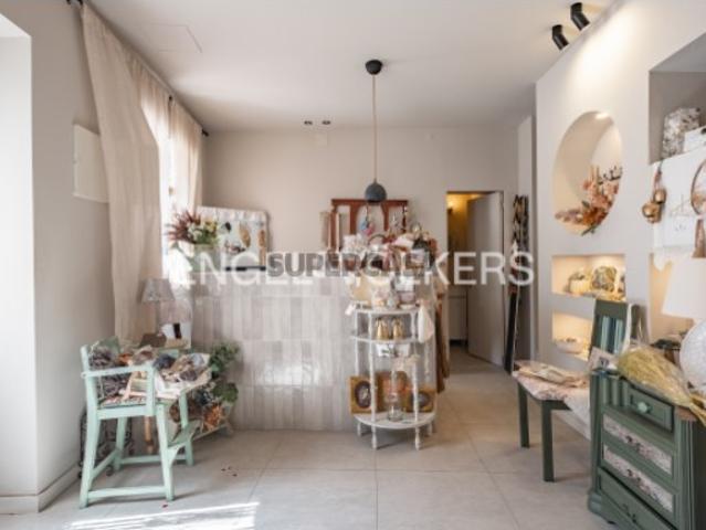 Espaço Comercial em Almada