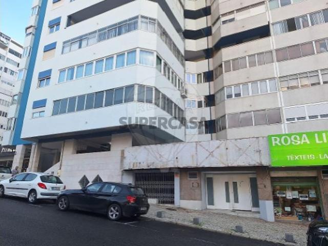 Espaço comercial em Almada, Cova da Piedade, Pragal e Cacilhas