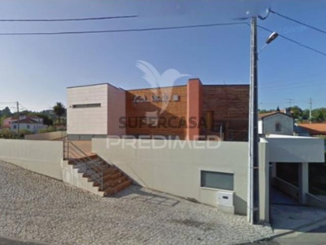 Espaço comercial em Ançã