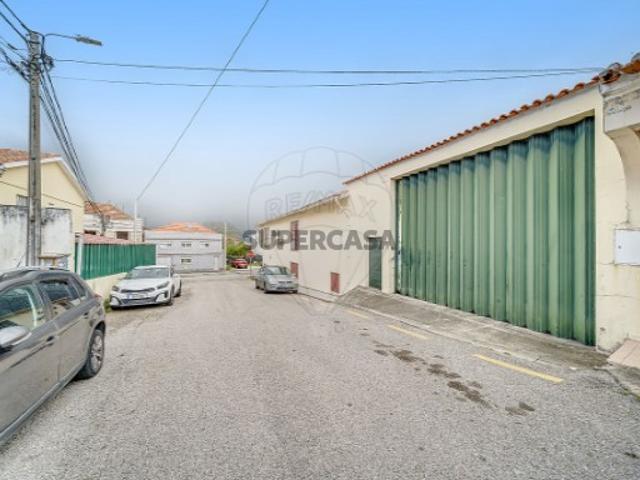 Espaço comercial em Aradas