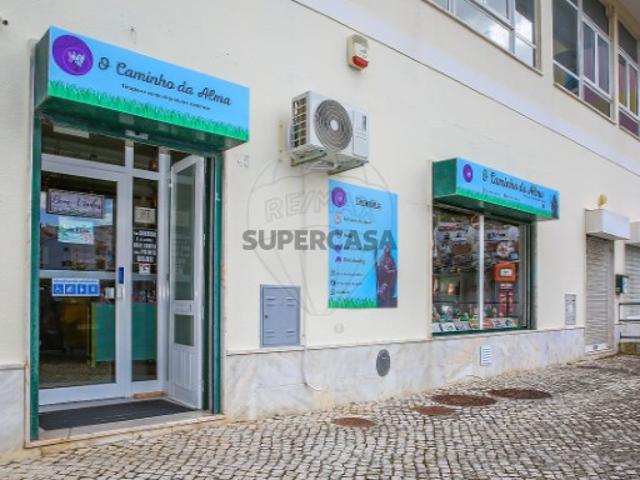 Espaço comercial em Arruda dos Vinhos